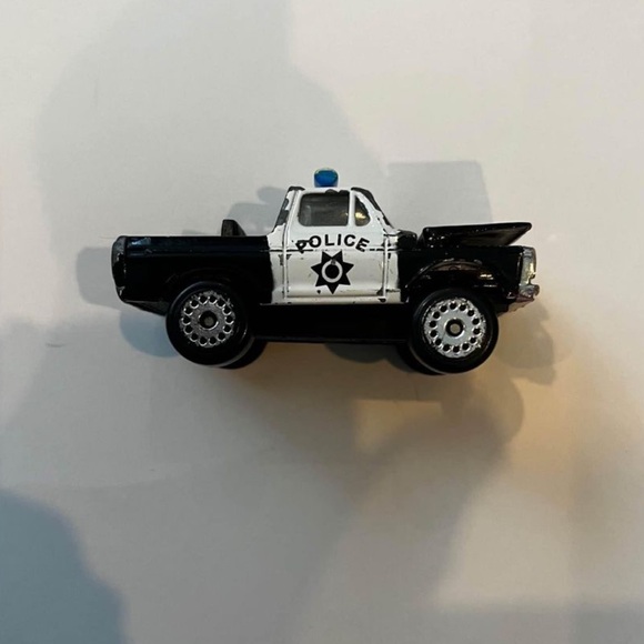 Diecast police truck - Picture 4 of 8